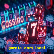 garota com local em santos